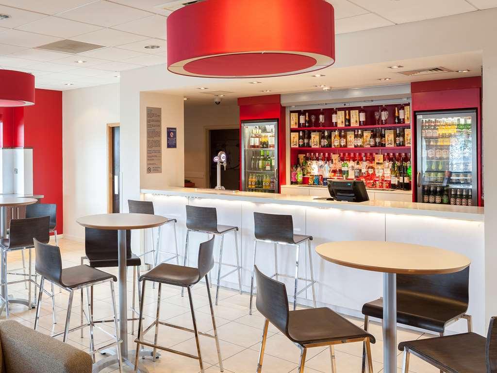 Travelodge Maidstone Central Restaurant photo