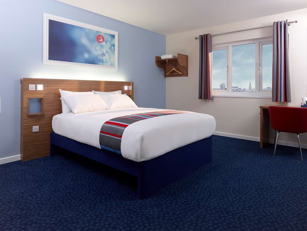 Travelodge Maidstone Central Room photo